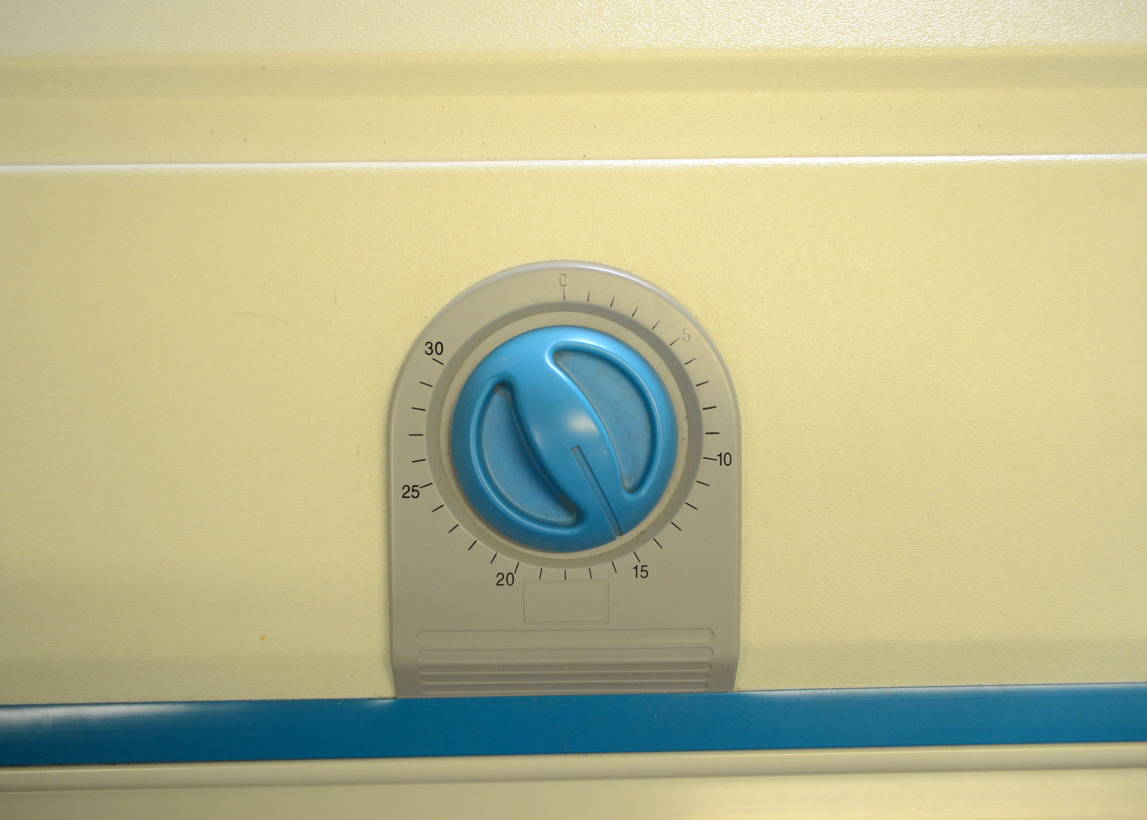 Sunquest Pro 16 SE Tanning Bed EBTH